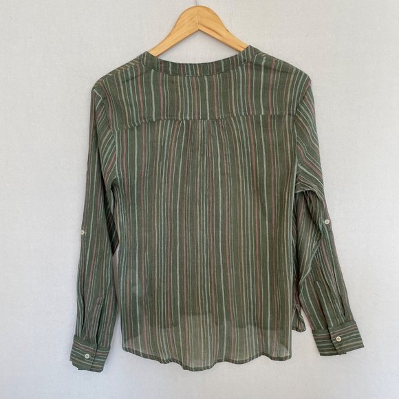 CARVE DESIGNS Women’s Size Small Dylan Gauze Shirt in Green Cilantro Stripe - Picture 3 of 6